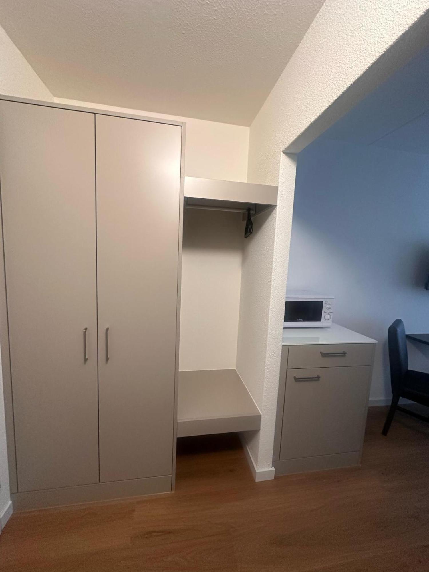 Apartamento Swiss Star Zurich Airport - Self Check-In Kloten Exterior foto